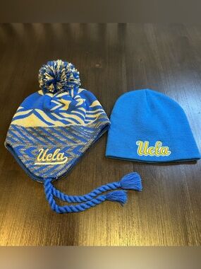 Unisex UCLA Bruins winter headwear featuring a vintage-inspired look. Beanie Set